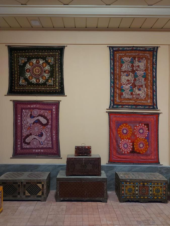 Musavvir Samarkand Exteriér fotografie